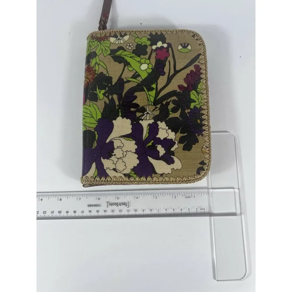 Sak Roots Kindle E-Reader Tablet Case 6